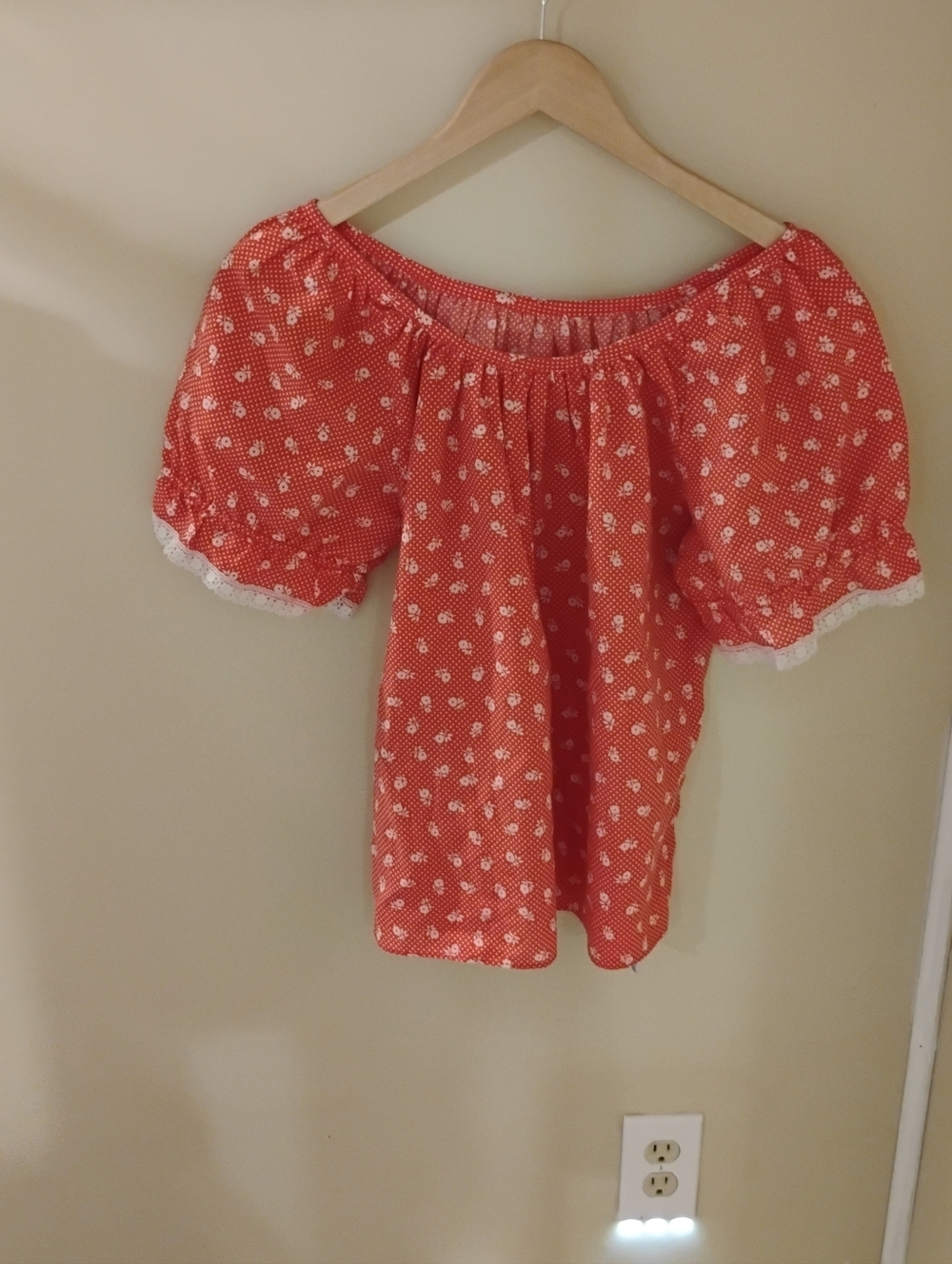 Vintage 1960s 1970s Tru-West Rockmount Ranch Wear Floral Peasant Top